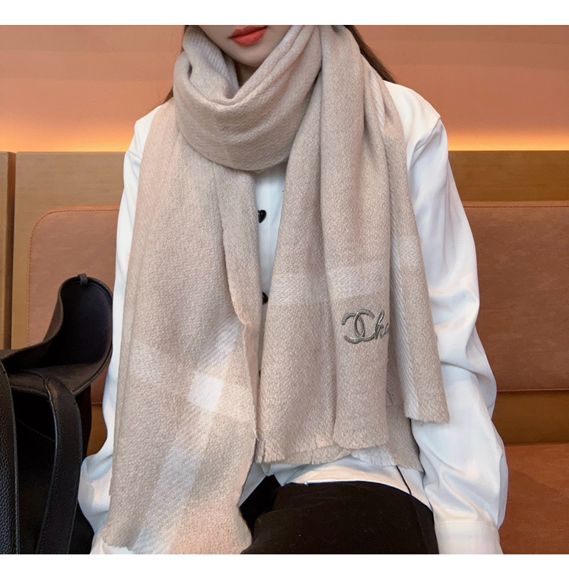 CHANEL-CH7D665 샤넬 2025년 신상 머플러